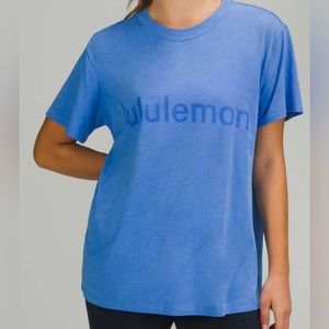 LULULEMON BLUE LOGO T-SHIRT👏🏻👏🏻👏🏻